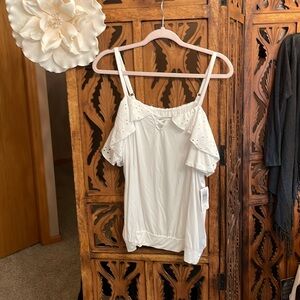 Torrid cold shoulder top. Size 14-16. NWT.